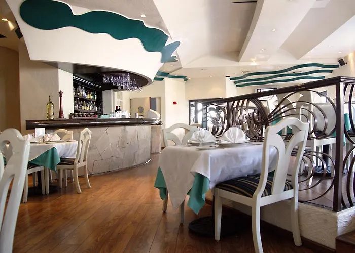 Hotel Porto Novo &