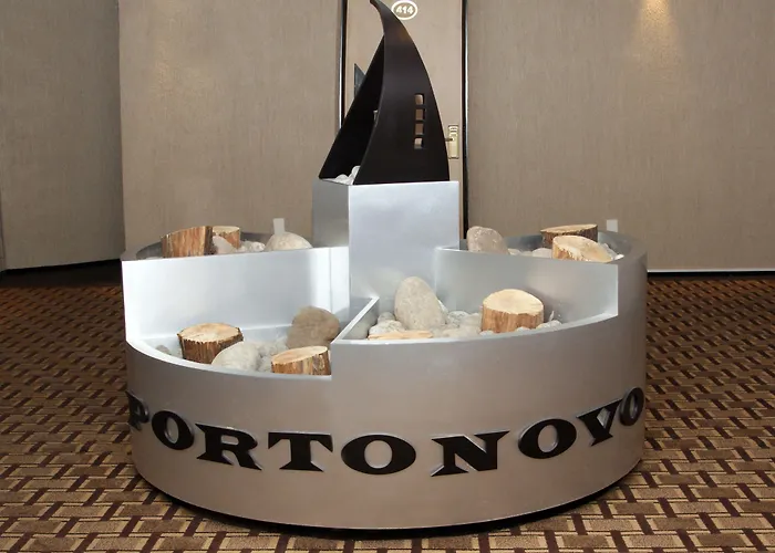 Porto Novo & 3*