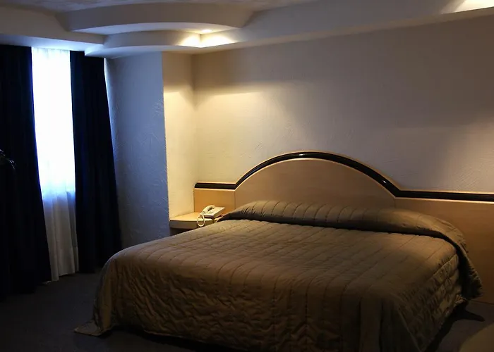 Porto Novo & 3*